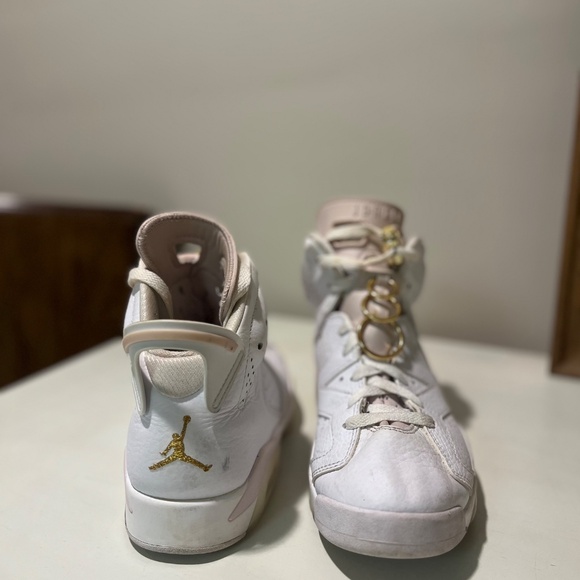 Women’s Air Jordan 6 Retro Gold Hoops - Picture 3 of 5